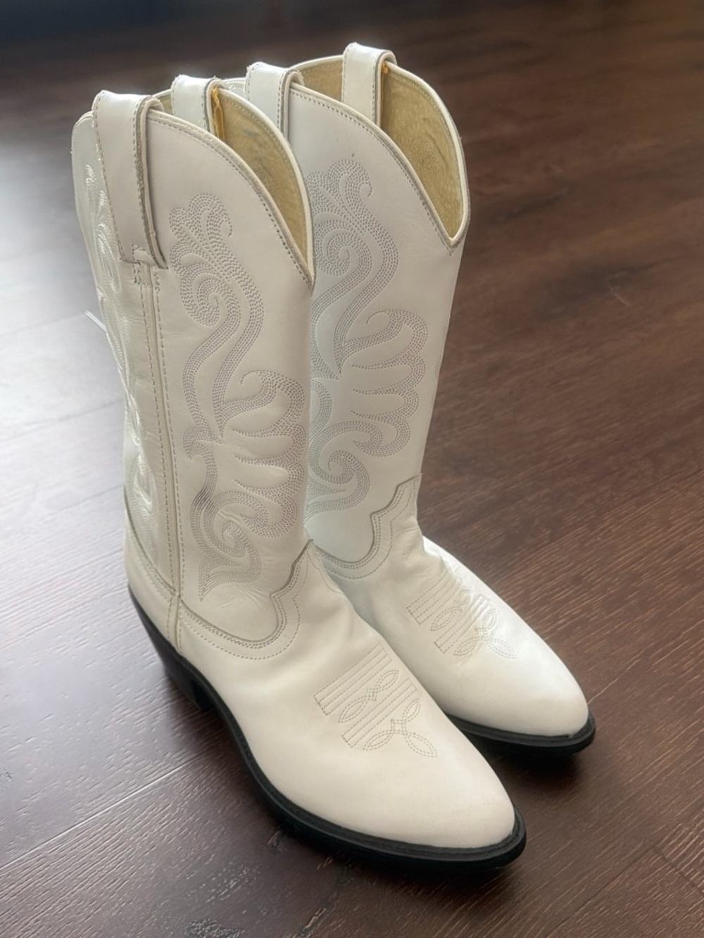 Women's Durango White Embroidered Western Cowboy Boots, genuine leather, 6.5